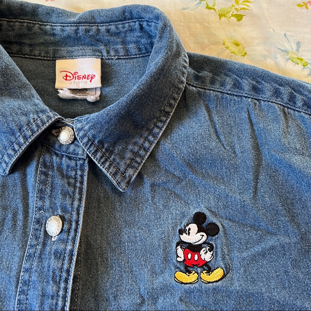 Women's Vintage 90's Disney Denim Mickey Mouse Embroidered Shirt - Picture 2 of 6